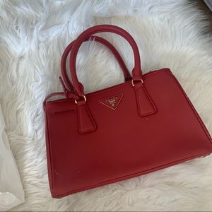 Prada Galleria Saffiano bag